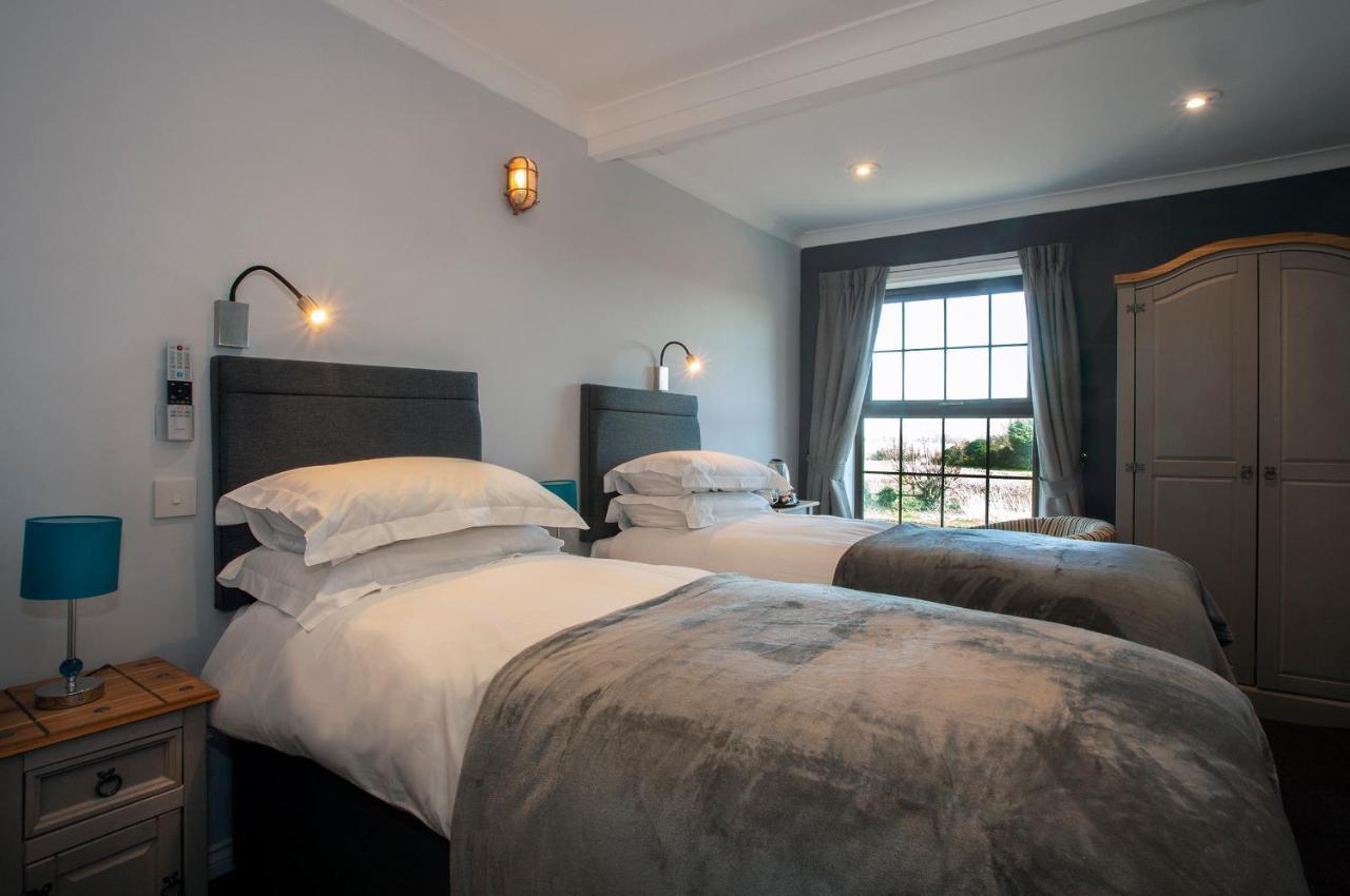 The Plough Inn Ripple Kingsdown  ภายนอก รูปภาพ